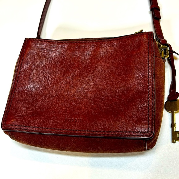 Fossil Campbell Leather Red Crossbody Bag - Picture 2 of 16
